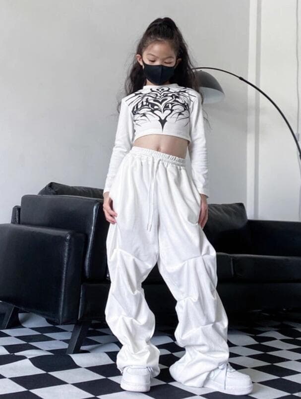 キッズダンス衣装 子供用ダンス衣装セット 長袖トップス パンツ 黒白