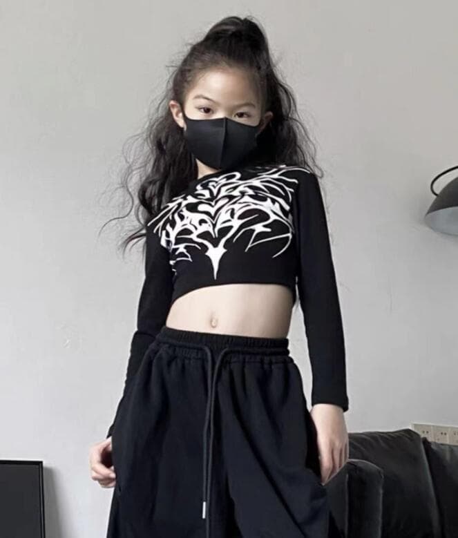 キッズダンス衣装 子供用ダンス衣装セット 長袖トップス パンツ 黒白